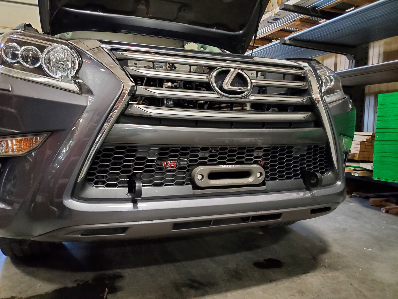 Adjustable Hidden Winch Mount with Recovery Points - GX460