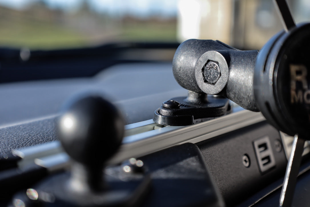 Expedition Essentials Track Adapter Plate