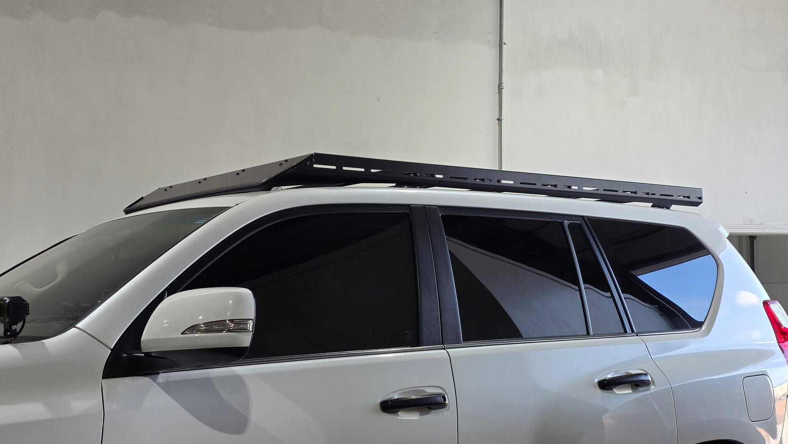 Ruggedized Low Profile Rack - GX460