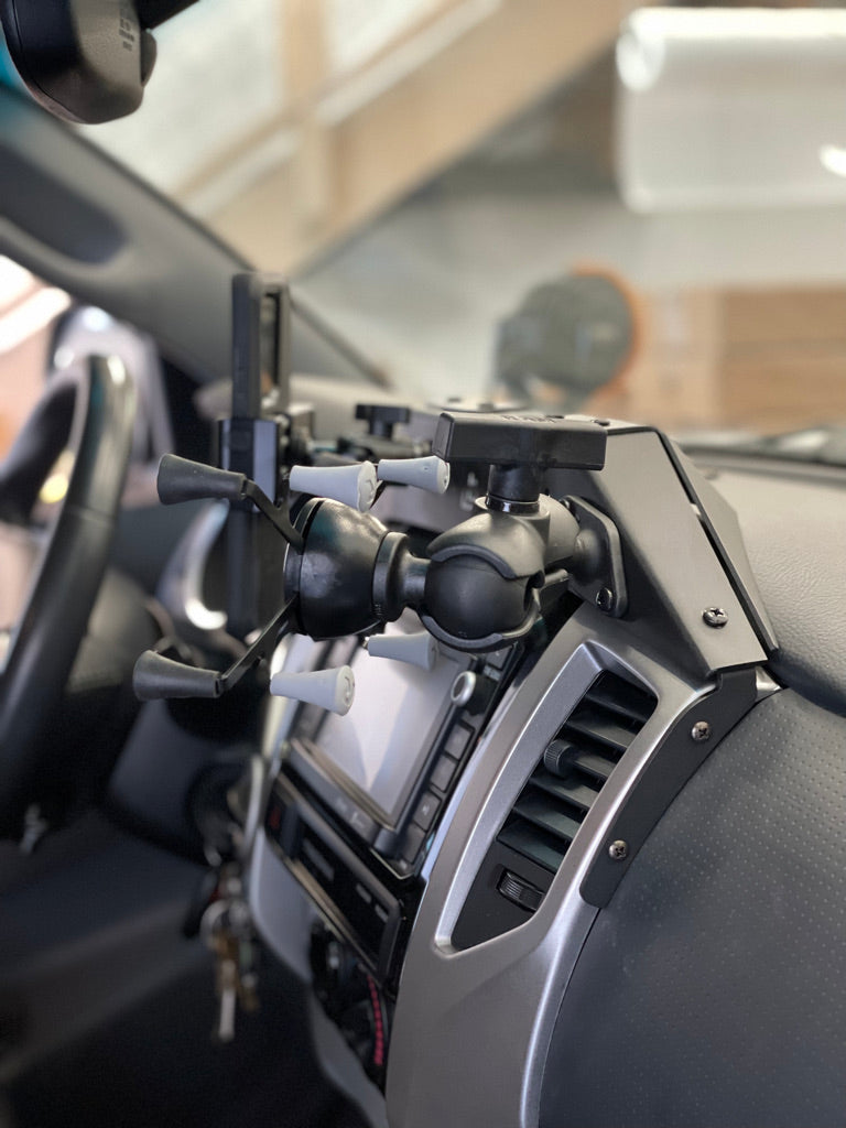 2ND Gen Tacoma Dash Mount Powered (2TPAM) 2012-2015 with Wiring Cover