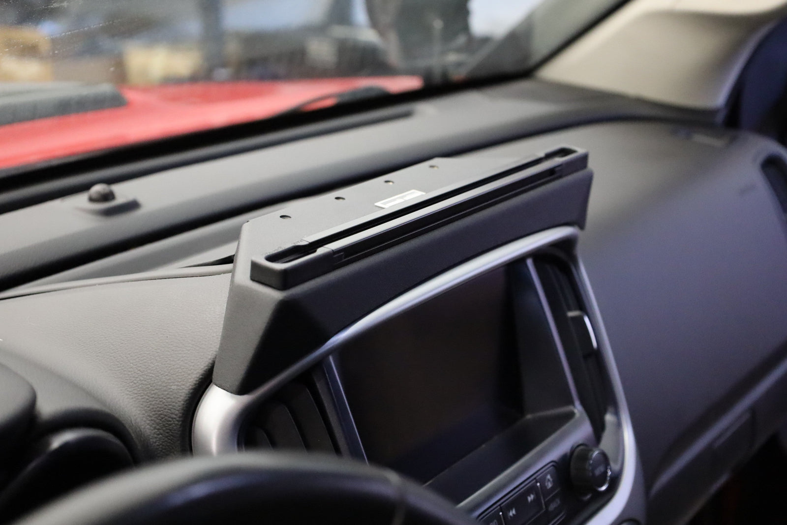 Chevrolet Colorado GMC Canyon Dash Mount (CPAM) Powered