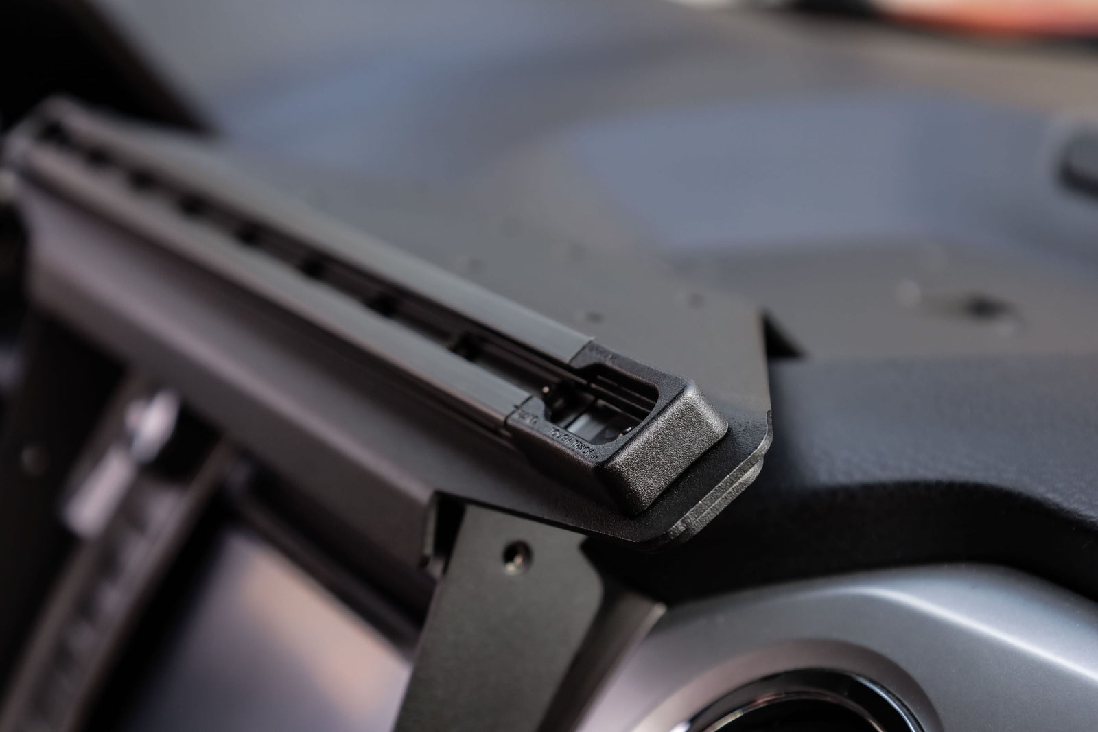 Toyota Tundra Dash Mount,  Powered Accessory Mount (TDPAM)