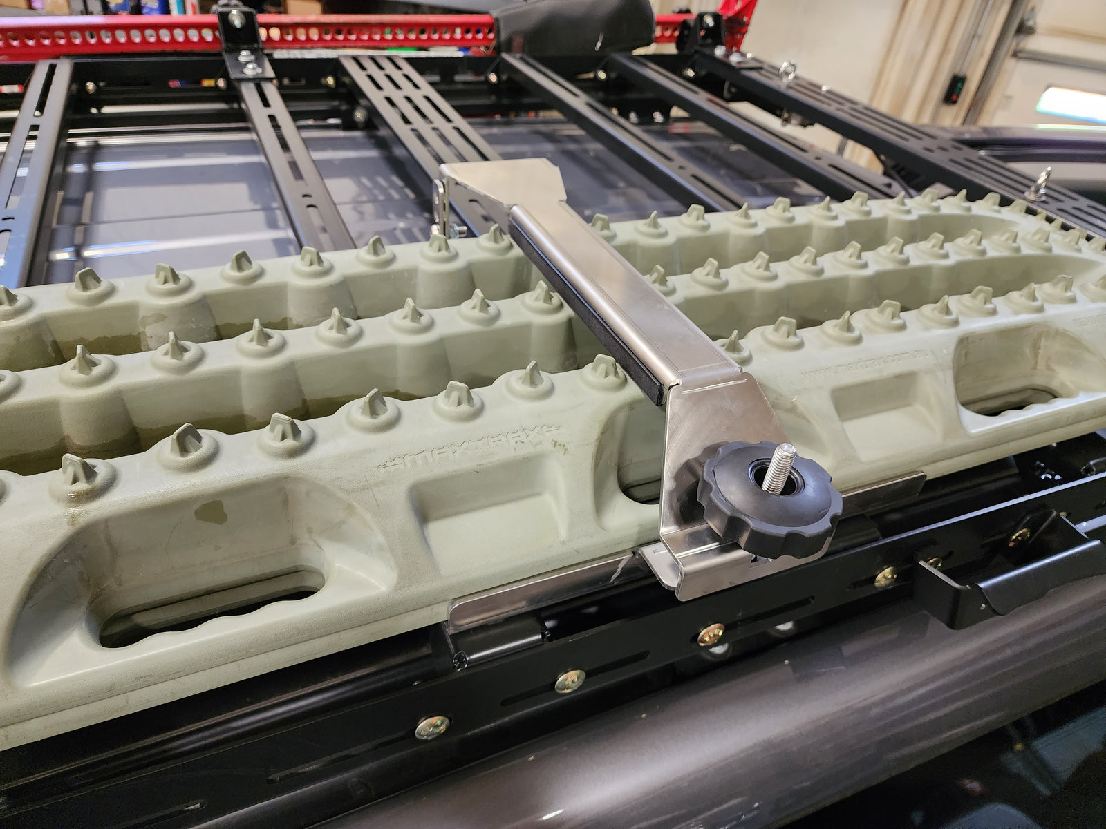 Traction Board Mount - Universal